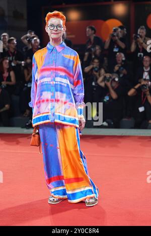 Venedig, Italien. September 2024. Sandy Powell während des Films Italy Venice Award beim 81. Internationalen Filmfestival von Venedig am 01. September 2024 in Venedig. (Foto: Gian Mattia D'Alberto/LaPresse) Credit: LaPresse/Alamy Live News Stockfoto