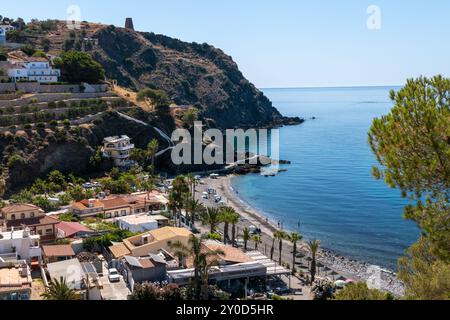 Andalusien in Spanien: Der Strand Playa de Cabria bei Almuñecar Stockfoto