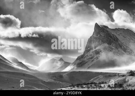 Schnee im Stuor Reaiddavaggi-Tal, Kebnekaisefjaell, Norrbotten, Lappland, Schweden, März 2014, Europa Stockfoto