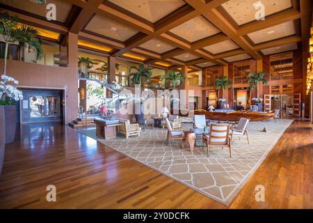 Blick auf die obere Lobby des Four Seasons Resort Lanai in Manele Bay, Lanai, Hawaii. Stockfoto