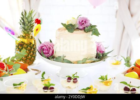 CakeBday tableeeeeeee.jpg Stockfoto