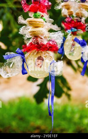 Rosari Ensucrat - süßer Rosenkranz, Bonbons, karamellisiert und Kürbis, typisch für Allerheiligen, Mallorca, Balearen, Spanien Stockfoto