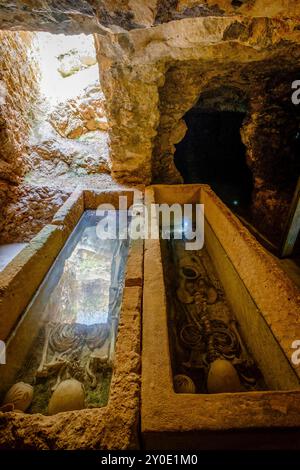 hypogäum, punische Nekropole Puig des Molins, Archäologisches Museum von Ibiza und Formentera, Weltkulturerbe „Ibiza, Biodiversität und Kultur“, I Stockfoto