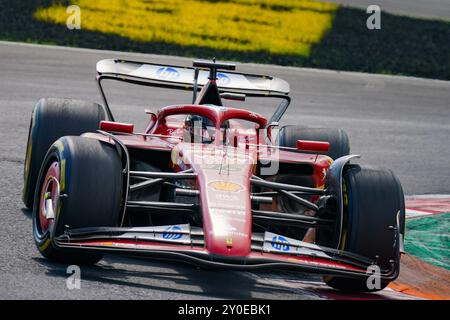 Charles Leclerc aus Monaco fuhr die Scuderia Ferrari SF-24 während der Formel 1 - Pirelli Gran Premio d'Italia 2024 - Rennen, Formel 1-Meisterschaft in Monza, Italien, 01. September 2024 Stockfoto