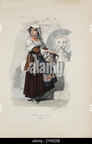 Historische und volkstümliche Trachten Europas. Mädchen aus Alvito (Neapel). Deutschland. 1876-1878 unsere Zeichnung zeigt uns ein junges Mädchen aus Alvito. Den Kopf unserer Figur schattiert das malerisch angeordnete Kopftuch, das an den unteren Enden mit gewebten, durchbrochenen Einsätzen verziert ist. Ein breites Hemd mit durchbrochenen Einsätzen auf der Brust und die breiten Oberärmel sind von einem farbenfrohen, oft goldbesetzten Oberteil umgeben. Zwischen dem oberen und unteren Teil der Hemdhülle sehen wir eine Art Halbärmel aus dunklem, rotem Tuch, am unteren Ende mit einem goldenen Rand verziert. Ein grober Rock aus braunem oder schwarzem Clos Stockfoto