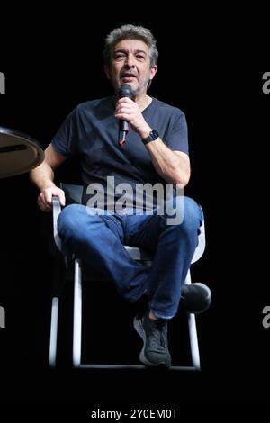 Schauspieler Ricardo darin während der Pressekonferenz zur Präsentation des Stücks „SZENEN DES EHELICHEN LEBENS“ im Rialto Theater in Madrid, 2. September Stockfoto