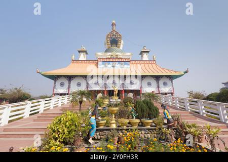 Der große Drigung Kagyud Lotus Stupa, der deutsche Tempel, Lumbini, Nepal Stockfoto