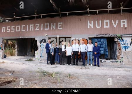 IL Sindaco di roma Roberto Gualtieri con l'Assessora all'Agricoltura Ambiente e Ciclo dei Rifiuti Sabrina Alfonsi e l'Assessore all'Urbanistica Maurizio Veloccia avvia l'esproprio del Parco di Centocelle Roma, Italia — Lunedì 02 Settembre 2024 - Cronaca - (foto di Cecilia Fonsi Stockfoto
