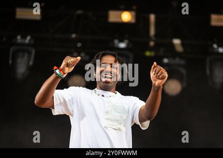 Paris, Frankreich. August 2024. Die britische Sängerin und Songwriterin Sampha tritt live beim Rock en seine Festival auf. (Foto: Telmo Pinto/SOPA Images/SIPA USA) Credit: SIPA USA/Alamy Live News Stockfoto