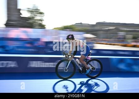 Paris, Frankreich. September 2024. Illustration und allgemeine Atmosphäre während des paralympischen Triathlons bei den Paralympischen Spielen am 2. September 2024. Foto: Tomas Stevens/ABACAPRESS. COM Credit: Abaca Press/Alamy Live News Stockfoto