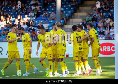 Drammen, Norwegen, 1. September 2024. Die Spieler von Bodø/Glimt feiern im Eliteserien-Spiel zwischen Strømsgodset und Bodø/Glimt im Marienlyst-Stadion ein Tor. Quelle: Frode Arnesen/Alamy Live News Stockfoto