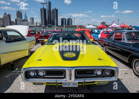 Der Dodge 383 Magnum ist bekannt für seine robuste Leistung und Leistung. Er verfügt über einen starken V8-Motor, der die Betonung der Muscle Car-Ära veranschaulicht Stockfoto