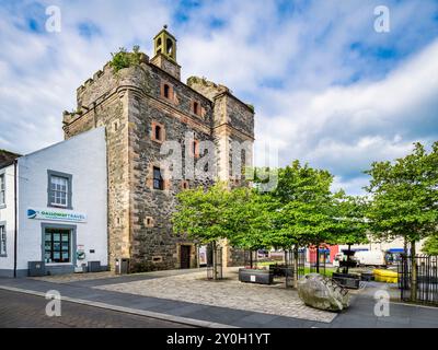 11. Juni 2024; Stranraer, Dumfries & Galloway, Schottland - das Castle of St John, ein Turmhaus aus dem 16. Jahrhundert im Zentrum von Stranraer. Es gab viele... Stockfoto