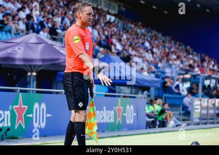 Zwolle, Niederlande. September 2024. ZWOLLE, NIEDERLANDE - 1. SEPTEMBER: Stellvertretender Schiedsrichter Erwin Zeinstra während eines niederländischen Eredivisie-Spiels zwischen PEC Zwolle und Heracles Almelo im MAC³PARK stadion am 1. September 2024 in Zwolle, Niederlande. (Foto von Raymond Smit/Orange Pictures) Credit: Orange Pics BV/Alamy Live News Stockfoto