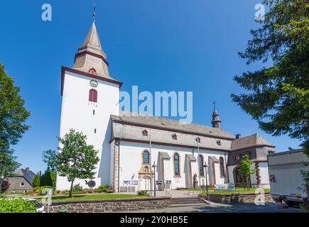 Winterberg: Kirche St. Jakobus im Sauerland, Nordrhein-Westfalen, Nordrhein-Westfalen, Deutschland Stockfoto