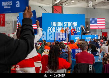 Detroit, Michigan, USA. September 2024. Präsidentschaftskandidat Kamala Harris kämpft bei einer Demonstration zum Labor Day. Quelle: Jim West/Alamy Live News Stockfoto