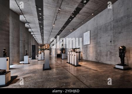 München - 17. April 2024: Teil der Ausstellung des Staatlichen Museums Ägyptische Kunst Stockfoto