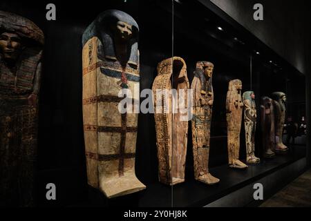 München - 17. April 2024: Teil der Ausstellung des Staatlichen Museums Ägyptische Kunst Stockfoto