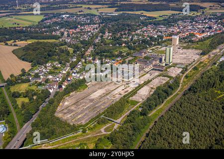 Luftbild, geplantes neues Quartier Wohnen und Arbeiten, ehemaliges DSK Bergwerk Lippe, Egonstraße, Zeche Westerholt, Hassel, Gelsenkirchen, Ruhrgebiet, Nordrhein-Westfalen, Deutschland ACHTUNGxMINDESTHONORARx60xEURO *** Luftaufnahme, geplantes neues Wohn- und Arbeitsviertel, ehemaliges DSK-Bergwerk Lippe, Egonstraße, Zeche Westerholt, Hassel, Gelsenkirchen, Ruhrgebiet, Nordrhein-Westfalen, Deutschland ACHTUNGxMINDESTHONORARx60xEURO Stockfoto