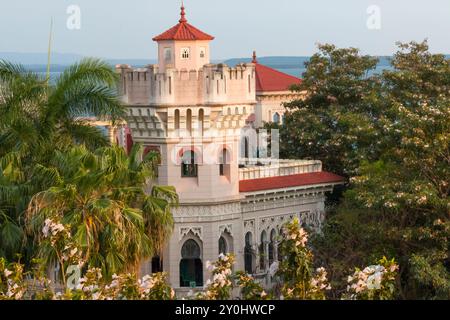 Kuba, Cienfuegos. Punta Gorda, Palacio de Valle, architektonische Einflüsse der Spanisch-maurischen, romanischen, barocken und Mudéjar-Epoche. Nationales Erbe m Stockfoto