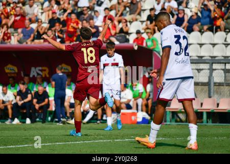 Rom, Italien. 31. August 2024. Federico Coletta von Roma U20 feiert sein Tor während des Spiels Roma U20 gegen Bologna U20 3. Tag der italienischen Fußballmeisterschaft Primavera 1 im Tre Fontane Stadium am 31. August 2024 - Rom, Italien (Foto: © Roberto Bettacchi/Pacific Press via ZUMA Press Wire) NUR REDAKTIONELLE VERWENDUNG! Nicht für kommerzielle ZWECKE! Stockfoto