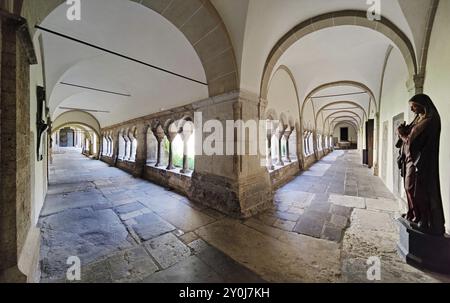 Kloster in Bonn Münster, auch bekannt als Münsterbasilika, Bonn, Nordrhein-Westfalen, Deutschland, Europa Stockfoto