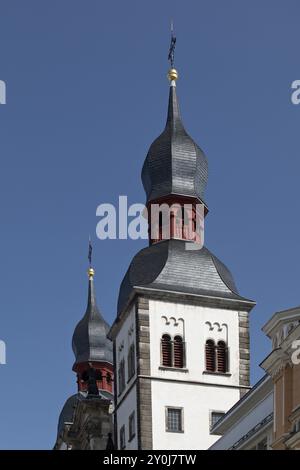 Kirchtürme der Namen-Jesu-Kirche, postgotischer Kirchenbau in der Bonngasse, Bonn, Nordrhein-Westfalen, Deutschland, Europa Stockfoto