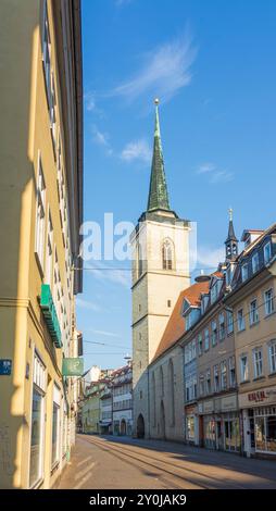 Erfurt: Straße Marktstraße, Kirche Allerheiligenkirche in , Thüringen, Thüringen, Deutschland Stockfoto