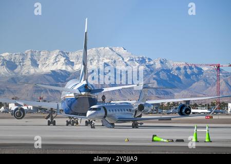 Ein Gulfstream G650 mit der Registrierung N628TS, im Besitz von Falcon Landing LLC und häufig von Elon Musk am Flughafen Las Vegas vor Super Bowl LVI geflogen Stockfoto