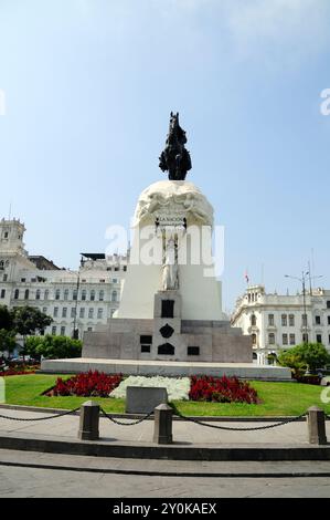 Statue von General San Martin auf dem San Martin Platz Stockfoto