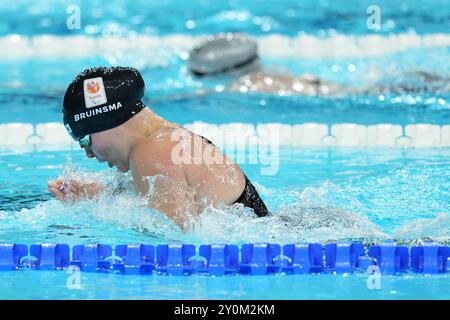 Nanterre, Frankreich. September 2024. NANTERRE, FRANKREICH - 3. SEPTEMBER: Teilnahme an den 200 m langen Einzelläufen der Frauen Medley - SM11 am 6. Tag der Para Schwimmen - Paris 2024 Sommer Paralympische Spiele in der Paris La Defense Arena am 3. September 2024 in Nanterre, Frankreich. (Foto von Patrick Goosen/BSR Agency) Credit: BSR Agency/Alamy Live News Stockfoto