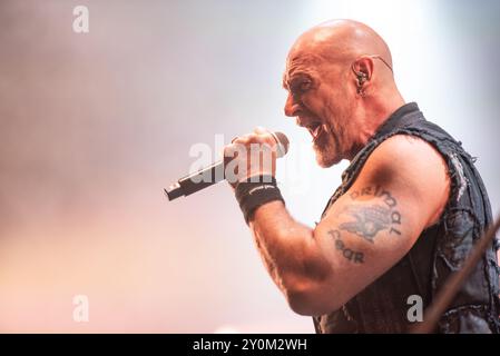 20. Juli 2024: Ralf Scheepers tritt mit Gamma Ray beim Luppolo in Rock Festival in Cremona auf Stockfoto