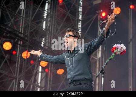 6. Juli 2024: Justin Hayward-Young tritt mit den Impfstoffen beim IDays Festival in Mailand auf Stockfoto