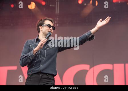 6. Juli 2024: Justin Hayward-Young tritt mit den Impfstoffen beim IDays Festival in Mailand auf Stockfoto