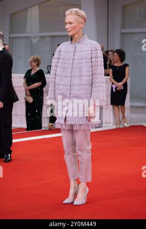 Tilda Swinton besucht den roten Teppich „The Room Next Door“ während des 81. Internationalen Filmfestivals von Venedig am 2. September 2024 in Venedig. © Stockfoto