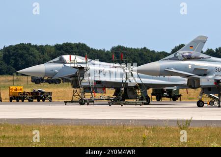 Deutsche Luftwaffe EF2000 Eurofighter Taifun Jagdjets auf dem Asphalt des Fliegerhorst Wunstorf, Deutschland - 9. Juni 2018 Stockfoto