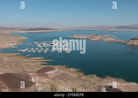 Ein Panoramablick auf Lake Mead und die Bootsanlegestelle. Stockfoto