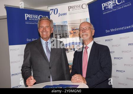 Christian Wulff Bundespraesident a. D Peter Schmalz Presseclub Muenchen -Gespraechsleiter Muenchen 03.09.2024 Presseclub Muenchen Pressegespraech mit Christian Wulff Bundespraesident a. D München *** Christian Wulff ehemaliger Bundespräsident Peter Schmalz Presseclub München Leiter der Gespräche München 03 09 2024 Presseclub München Pressegespräch mit Christian Wulff ehemaliger Bundespräsident München Stockfoto