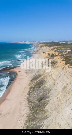 vista aérea da Praia da Vigia Sintra Portugal Stockfoto