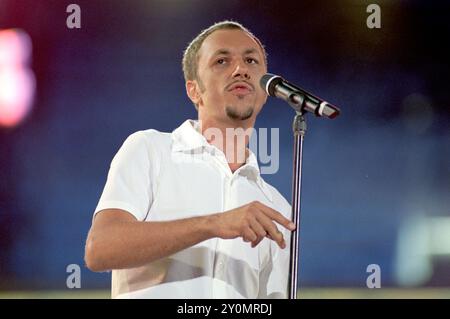 Verona Italien 08.09.2001: Neffa, italienische Sängerin, während der Fernsehsendung „Festivalbar 2001“ Stockfoto