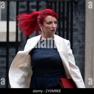 Downing Street, London, Großbritannien. September 2024. Die Minister der Regierung nehmen an der ersten Kabinettssitzung seit Ende der Sommerpause Teil. Louise Haigh, Parlamentsabgeordnete, Staatssekretärin für Verkehr. Quelle: Malcolm Park/Alamy Live News Stockfoto