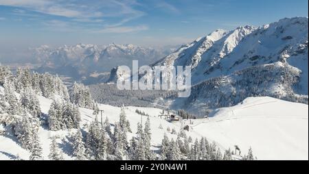 Pfronten im Winter im Allgäu in den deutschen Alpen Stockfoto