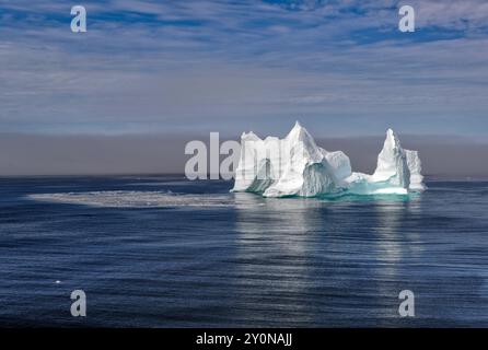 Ein wunderschöner Eisberg im Labradormeer Stockfoto