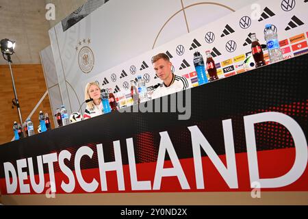 Herzogenaurach, Deutschland. September 2024. Joshua KIMMICH (GER), auf dem Podium. Pressekonferenz. Deutsche Fußballnationalmannschaft, Training in Herzogenaurach am 3. September 2024? Quelle: dpa/Alamy Live News Stockfoto