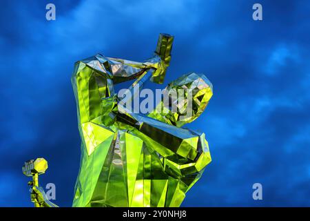 Die Statue der Shipbuilders of Port Glasgow zollt denjenigen Tribut, die in Inverclyde Shipyards gearbeitet haben und die Gegend für ihren Schiffbau weltberühmt gemacht haben. Stockfoto