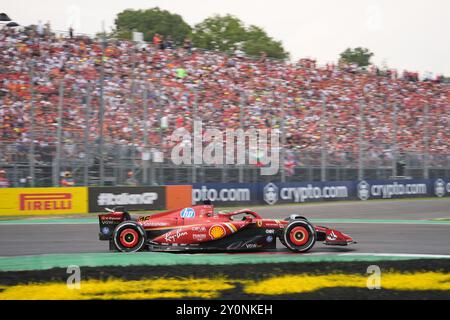 Monza, Italien. September 2024. Charles Leclerc aus Monaco fuhr mit dem Scuderia Ferrari SF-24 Ferrari während des Rennens der Formel 1 in Monza. Quelle: Alessio Morgese/Alessio Morgese/Emage/Alamy Live News Stockfoto