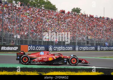 Monza, Italien. September 2024. Charles Leclerc aus Monaco fuhr mit dem Scuderia Ferrari SF-24 Ferrari während des Rennens der Formel 1 in Monza. Quelle: Alessio Morgese/Alessio Morgese/Emage/Alamy Live News Stockfoto