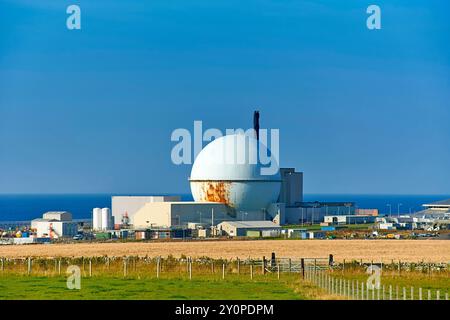 Dounreay Fast Reactor Caithness Scotland mit DFR-Kugel in der Mitte Stockfoto