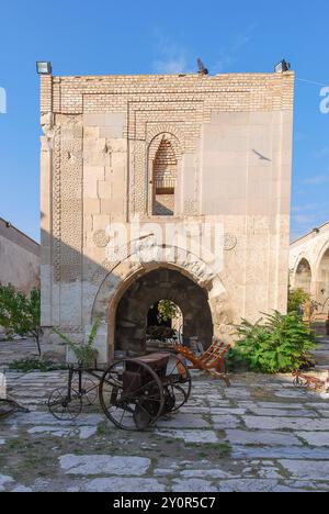 Sultanhani Caravanserai, Konya, Türkei. In den alten Zeiten halten die Verkaufsstelle und die Wohnmobil mit einigen noch vorhandenen Geräten. Stockfoto