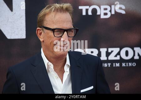 Kevin Kostner (Hauptdarsteller, Regisseur), HORIZON, roter Teppich zur deutschen Premiere im ZOO-PALAST, Berlin, 04.08.2024 Stockfoto